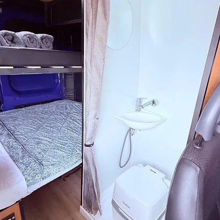 Caravana Poco Bispo 2 Lisbona